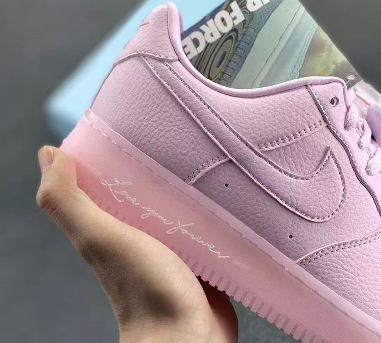 Drake NOCTA × Nike Air Force 1 Low Мужская обувь Nike x NOCTA Air Force 1 Low SP White/ White