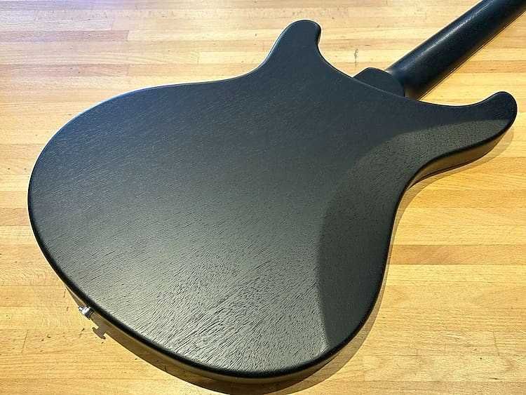 Guitarra PRS S2 Vela Satin Charcoal. Made in USA.