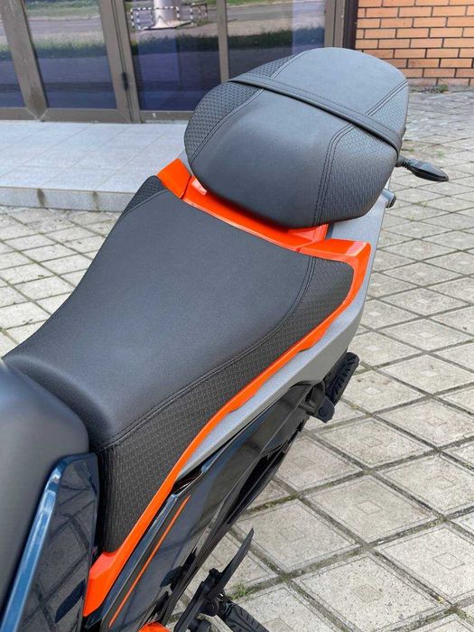 KTM Duke 390 2024 мотоцикл стрит naked