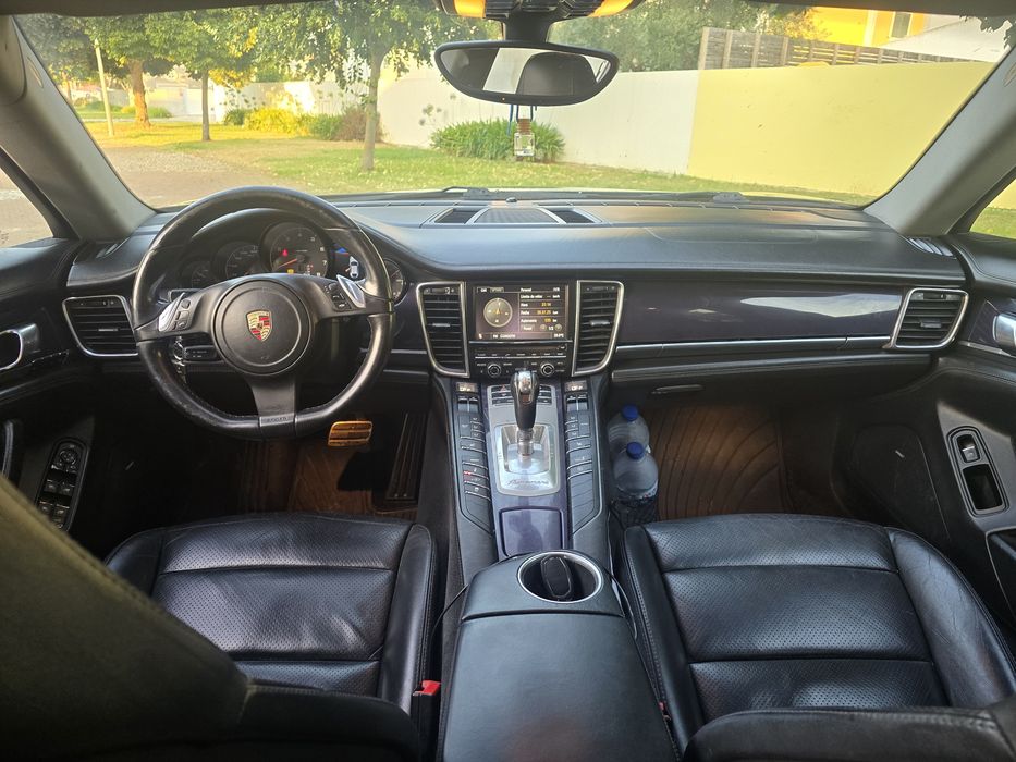 Porsche Panamera 3.6 Gasolina (aceito retoma)