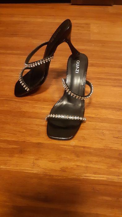 Szpilki, klapki z cyrkoniami Quazi 37