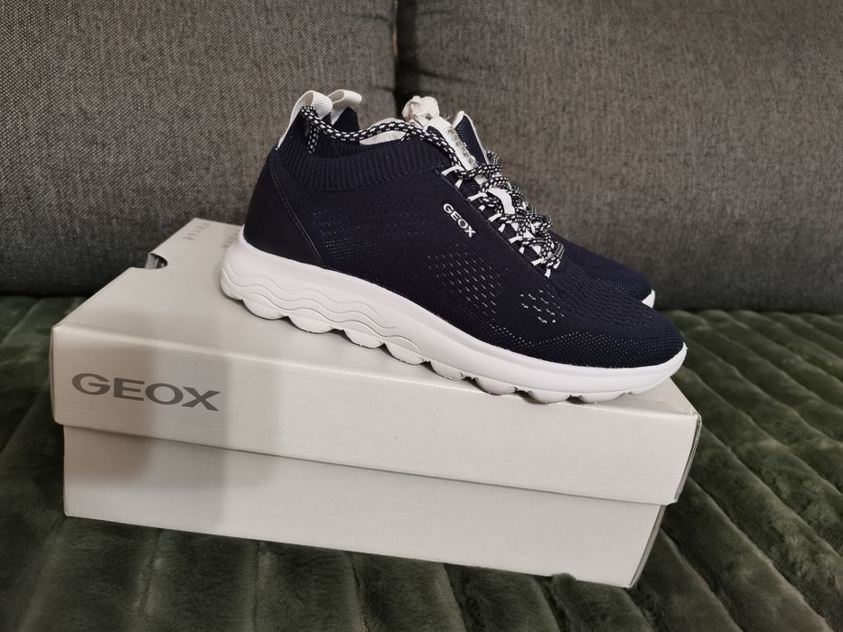Nowe buty damskie Geox r. 36 Sneakersy