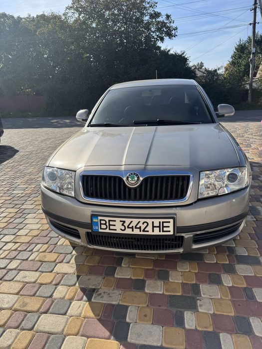 Продам шкоду супер б