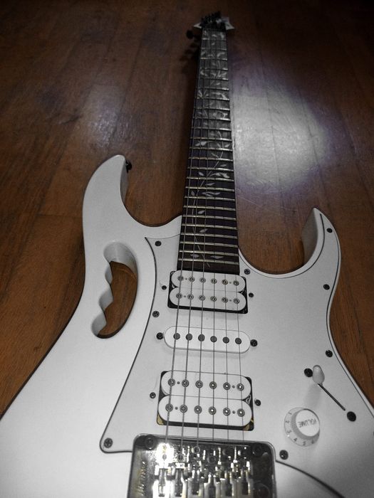 Guitarra Ibanez JEM Jr – Excelente estado!