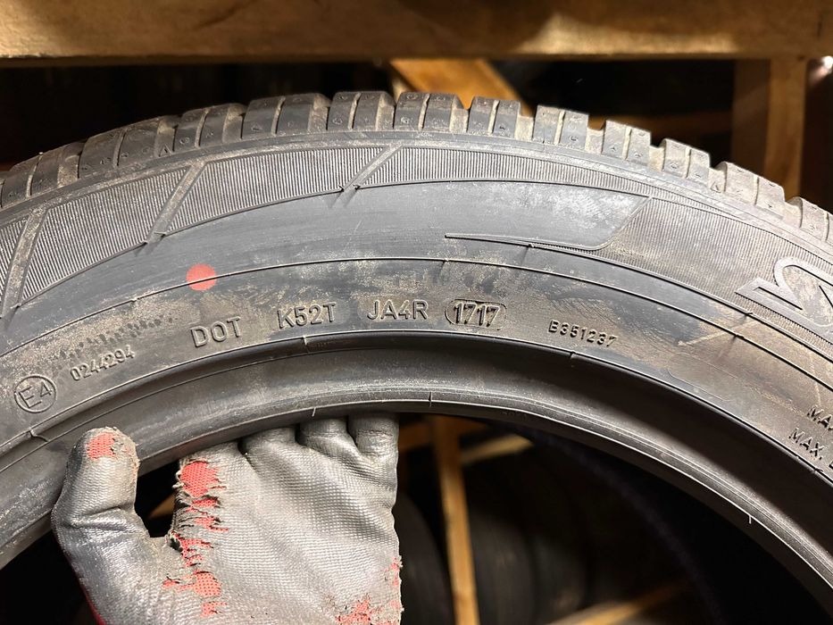 Шини зима нові 255/55R18 DUNLOP SP WINTER SPORT 3D 2шт 8мм