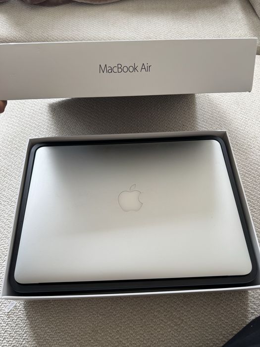 Macbook Air 13 (A1466)