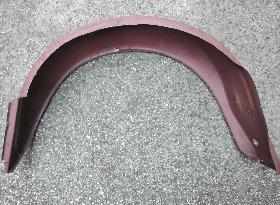 Nadkole zewnętrzne przód prawe Fiat 126p oryginał PRL stary typ wąskie