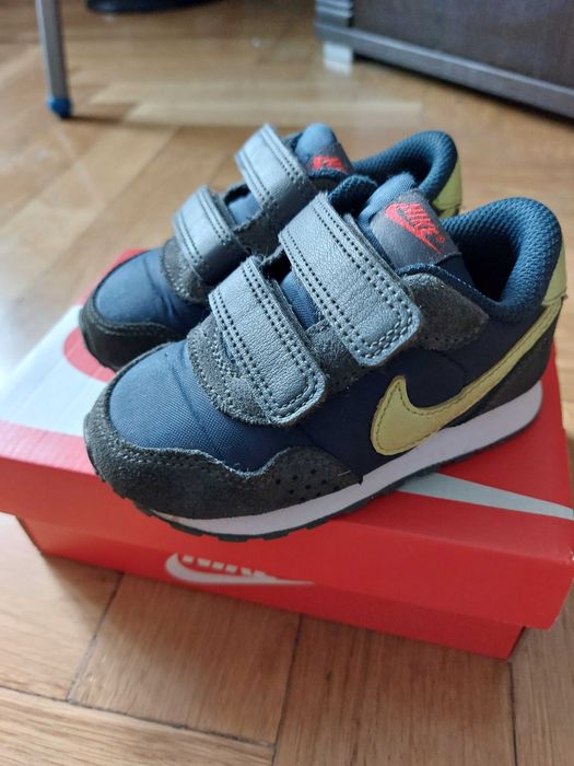 Adidasy nike rozm. 22