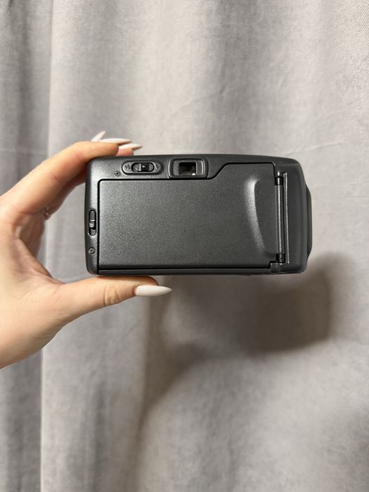 Плівковий фотоапарат Minolta Riva AF 35c | 35mm | Автофокус