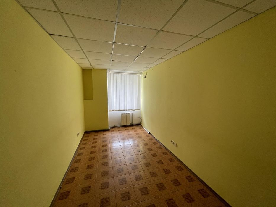 Офіс 49,2 м² у центрі Хортицького району – активний трафік