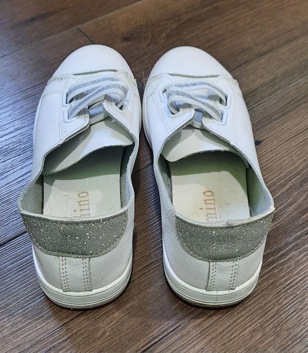 Кросівки шкіряні, 37 р