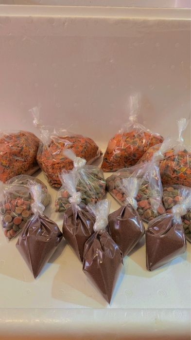 Comida peixes tropicais