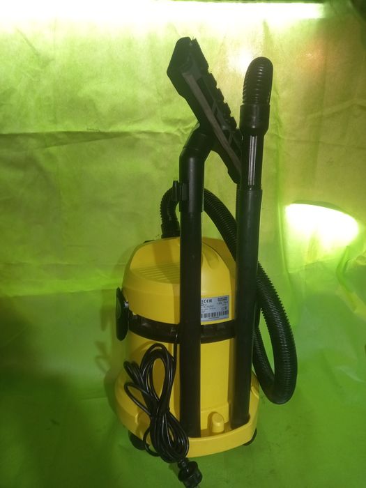 Aspirador karcher wd2