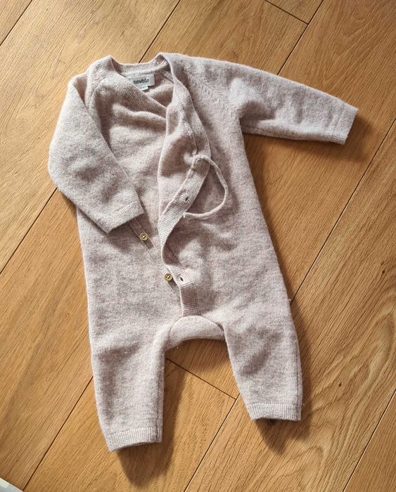 Kombinezon z mieszanki wełny i kaszmiru