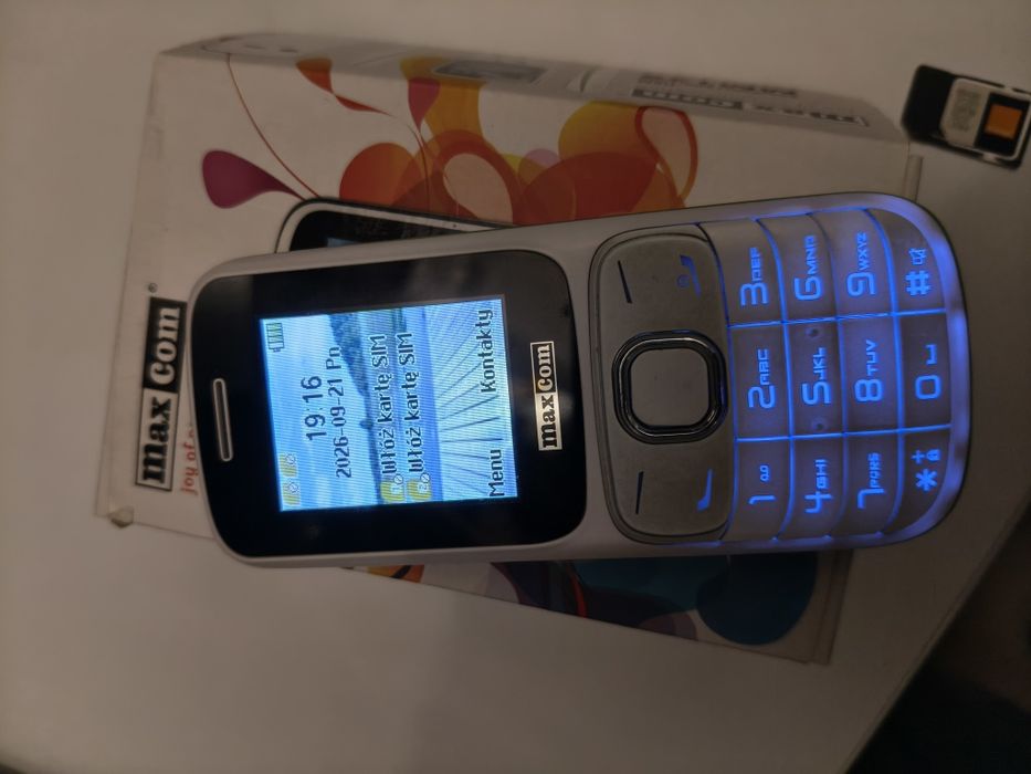 Telefon MAXCOM MM 129