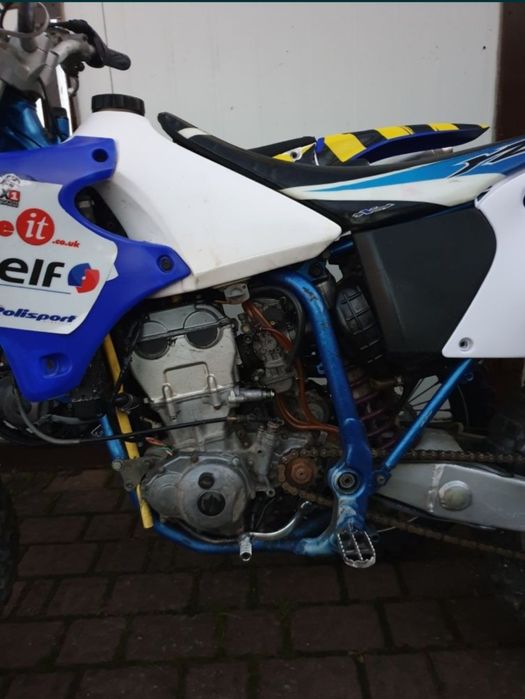 Na czesci yzf / wr 400 i 426 Yamaha glowica kartery koło plastik wał