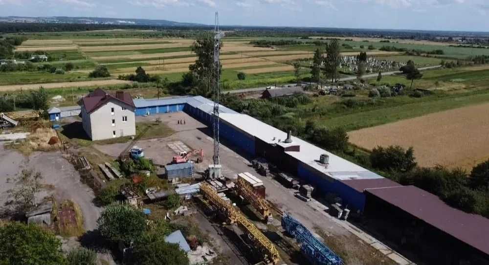 Продам виробничо-складські приміщення 1500 м2, будинок 467 м2