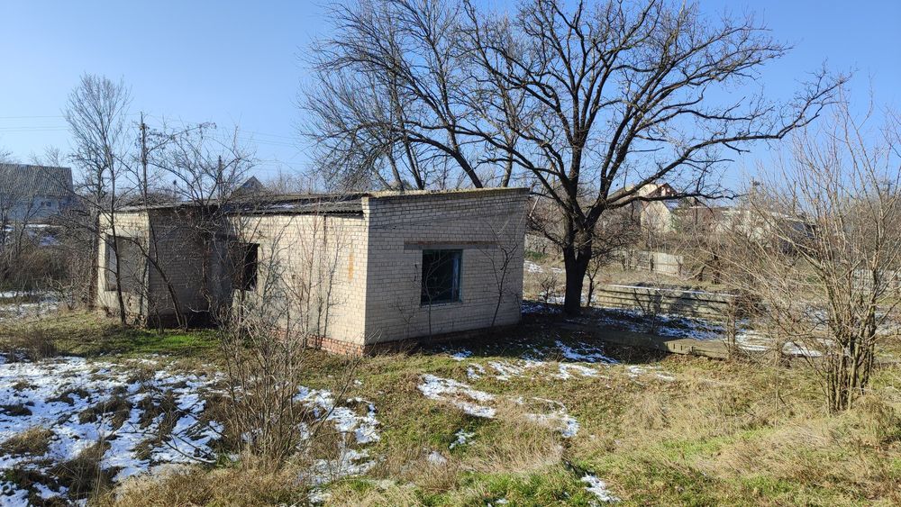 Продам три здания коммерция Обмен на авто Торг