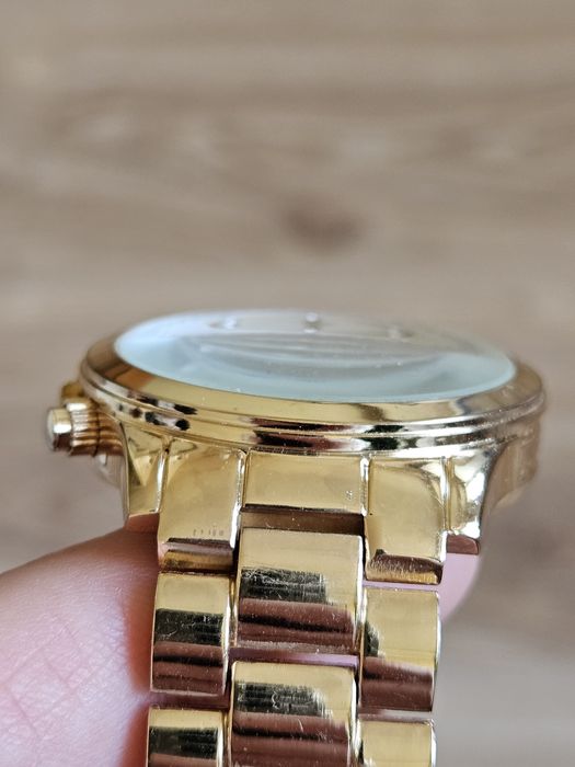 Zegarek damski MK używany sprawny