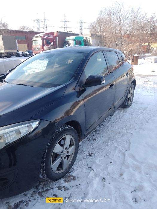 Продам Рено Меган выпуск 2012