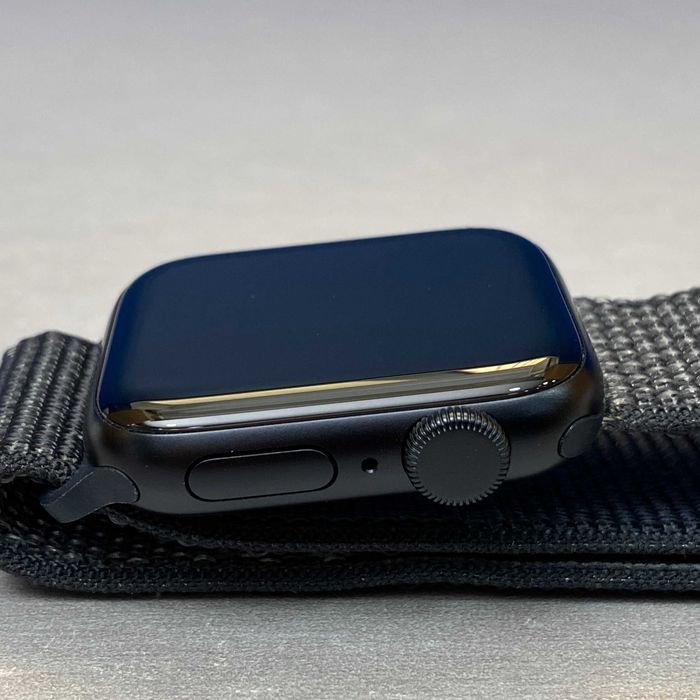 Apple Watch SE 3 | 40mm | Midnight Aluminum | GPS
