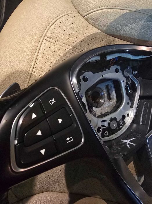 Руль Mercedes GLS x166 с лепестками, вибро и нитями подогрева