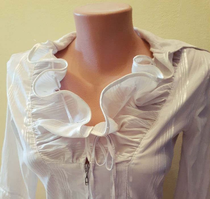 Блуза біла нарядна блузка