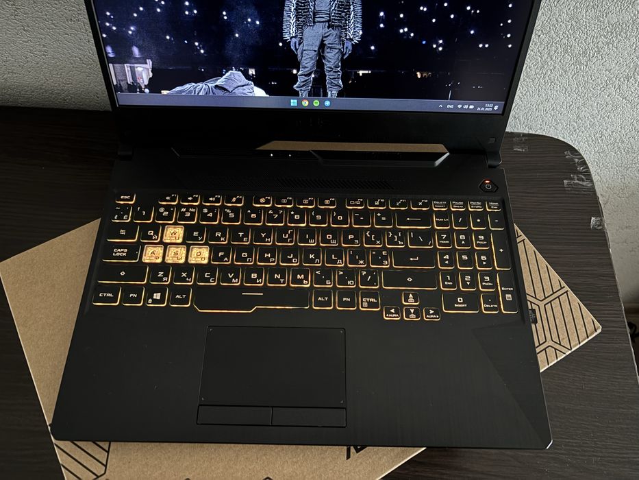 Ігровий ноутбук ASUS TUF GAMING F15 506l