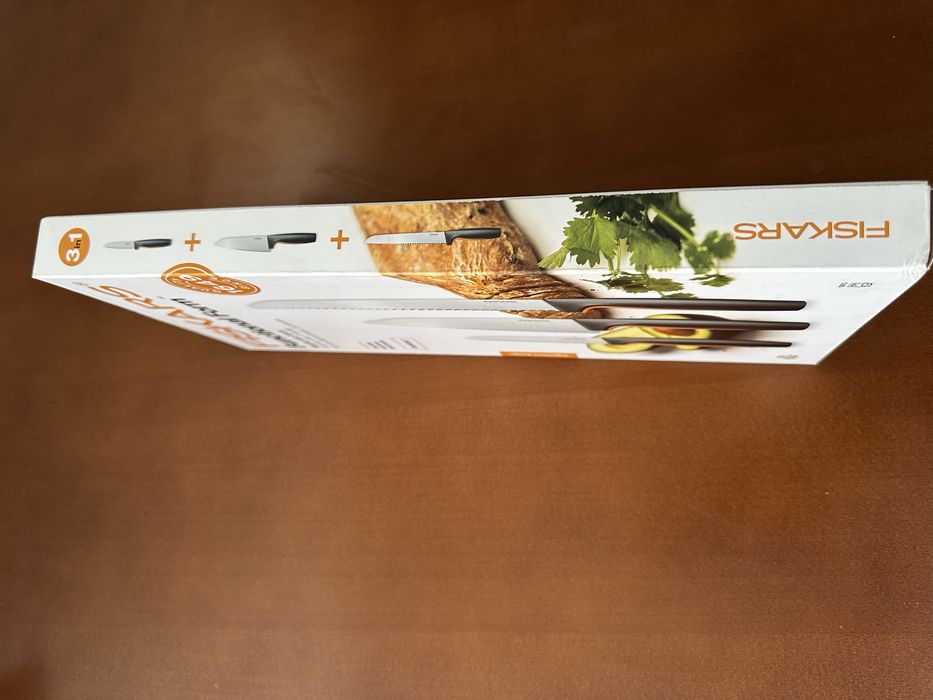 Zestaw noży Fiskars nowe