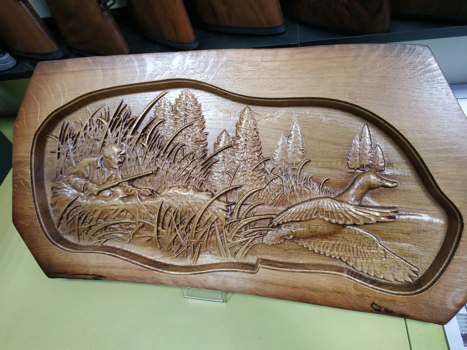 Картина "полювання" різьблення дуб 58 х 28