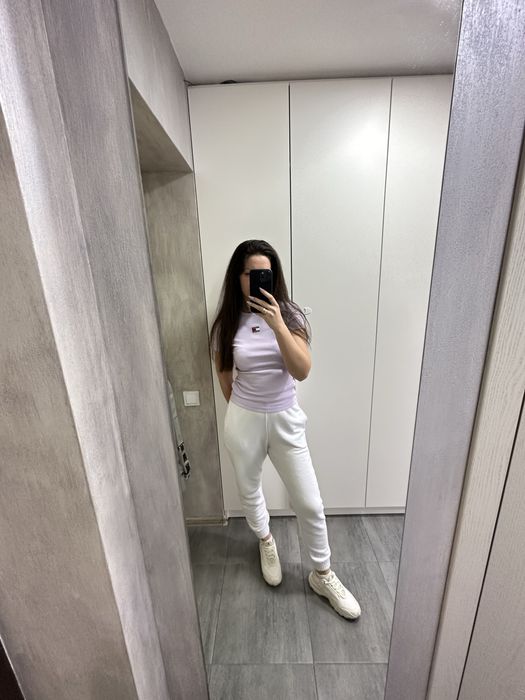 Джогеры женские белые