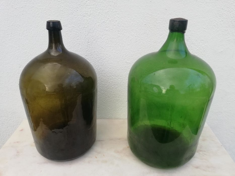Garrafões antigos 5L,10L,20L,25L,60L