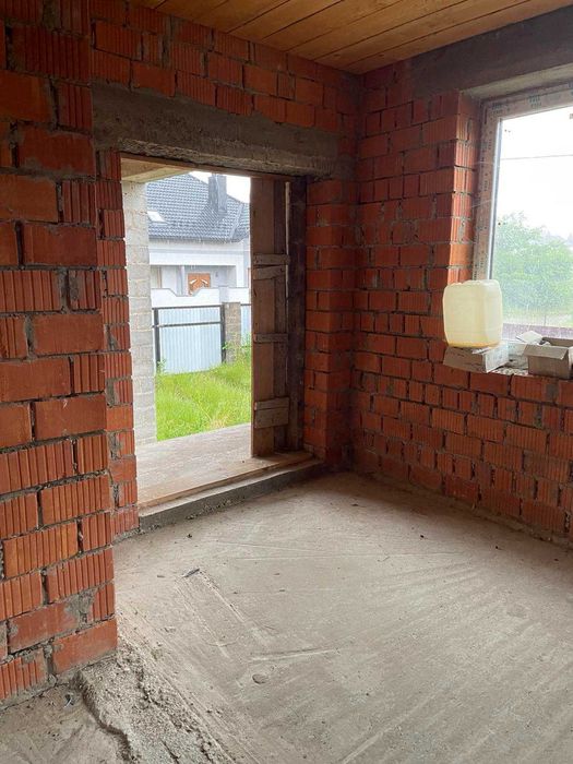 Продається будинок в смт. Буштино