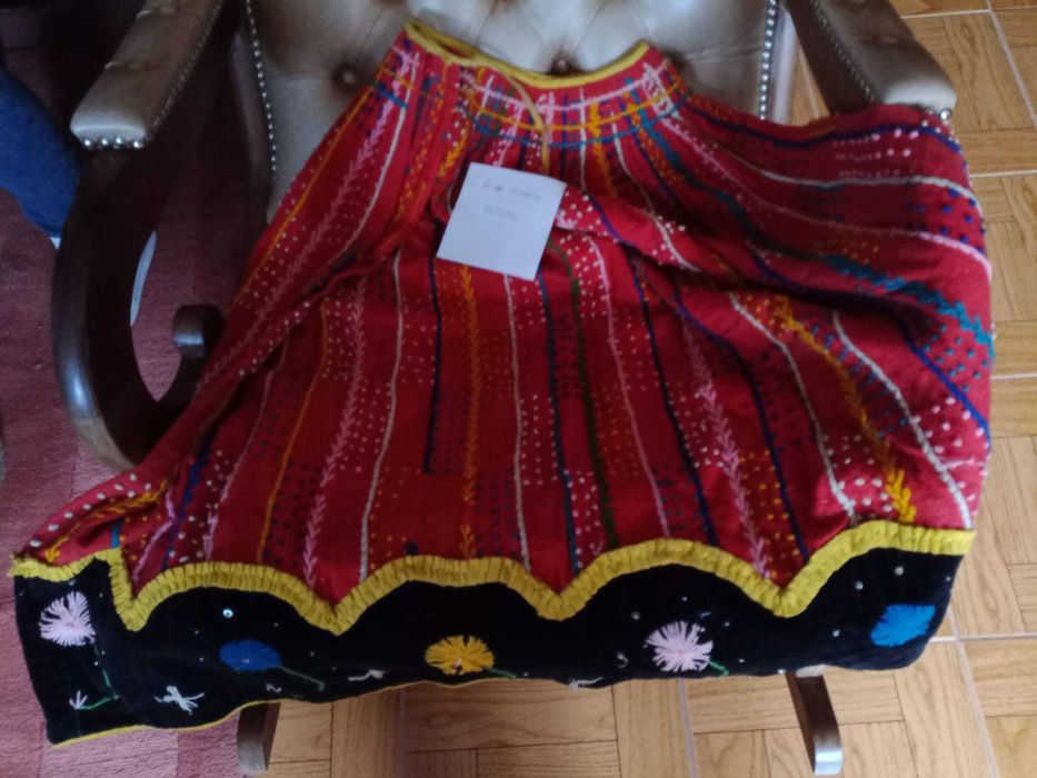 Colcha de Castelo Branco linho bordado em seda