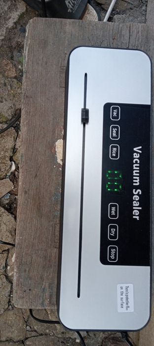 Ваккуматор автоматический Vacuum Sealer