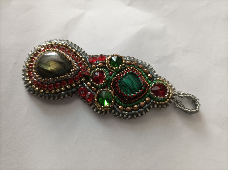 Wisior,malachit labradoryt cyrkonie beading