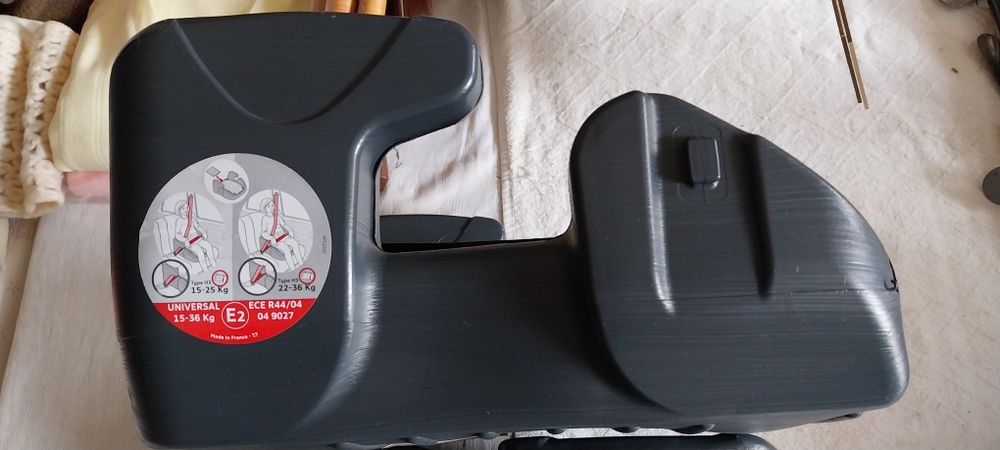 Cadeira auto universal para crianças