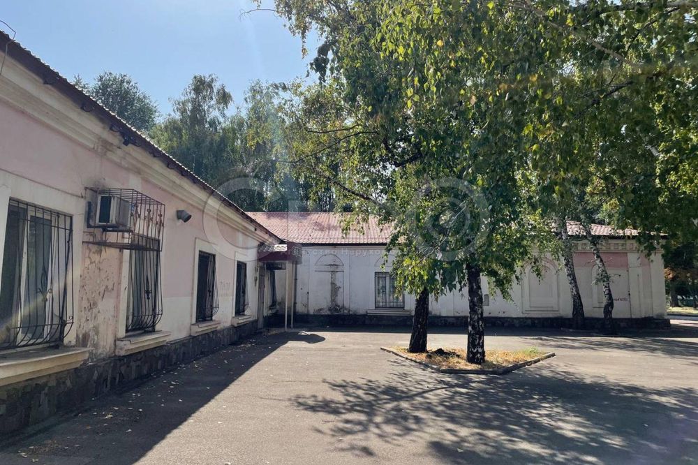 Продаж 1-поверхової будівлі, вул. Ф. Караманця