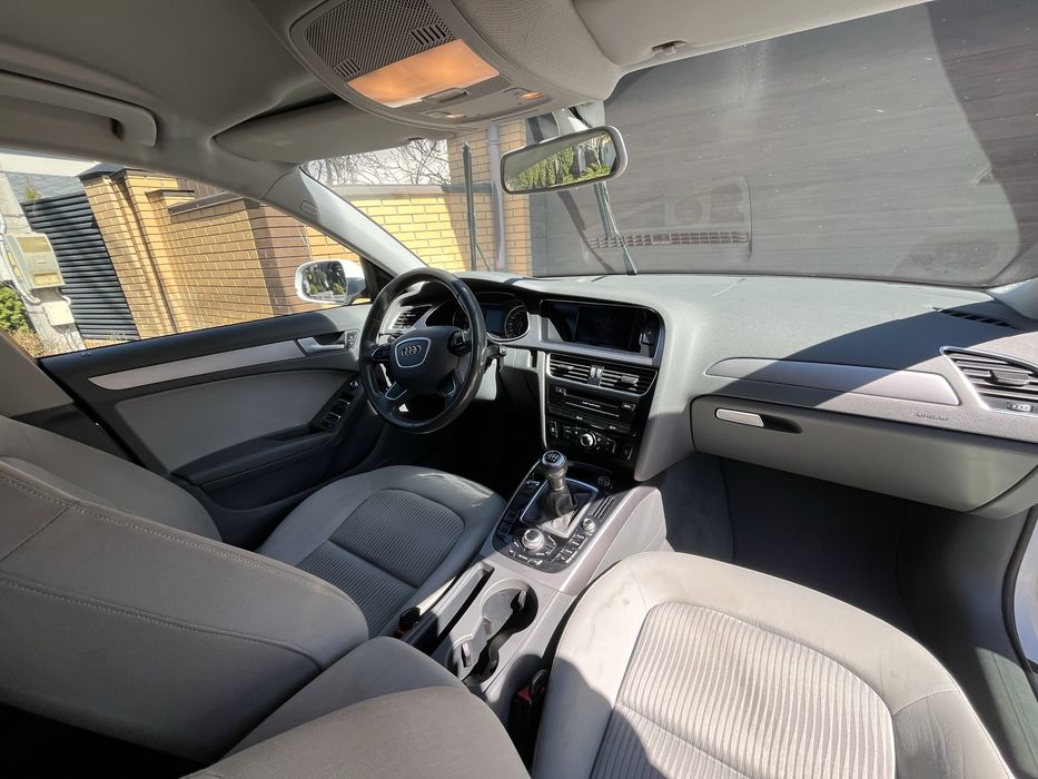 Продам власне авто Audi A4 B8