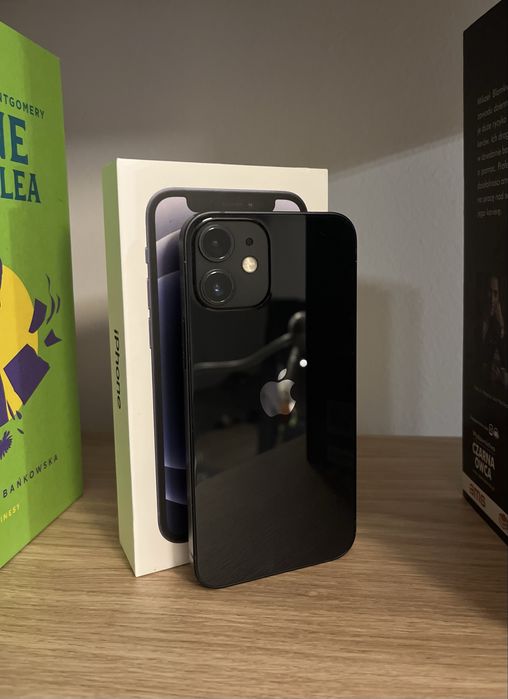 iPhone 12 mini - idealny ekran - faktura - dodatki
