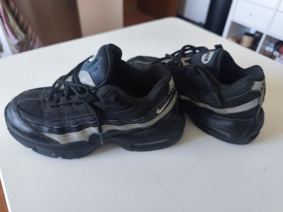 Nike Air Max 95 pretas