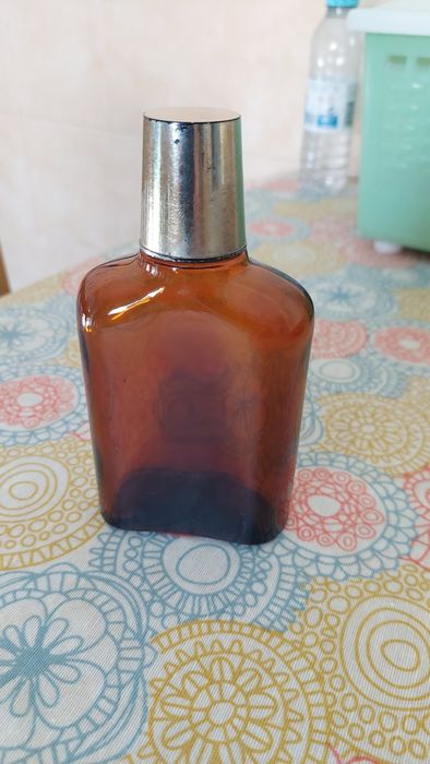 Antigo frasco de farmacia