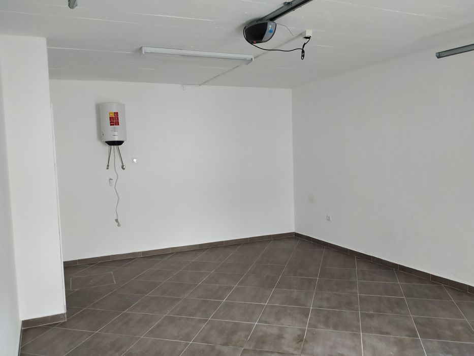 Arrenda-se espaço multiusos