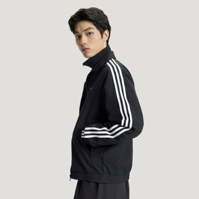 Куртка вітровка Adidas чоловіча жіноча з підкладом  S/M