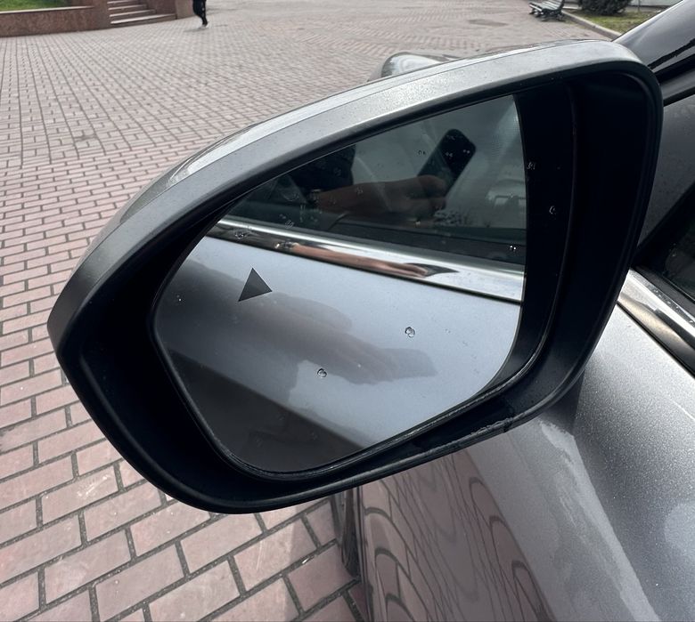 Продам Mitsubishi Outlander 2021 2022 2.5 передний привод 130.000 км