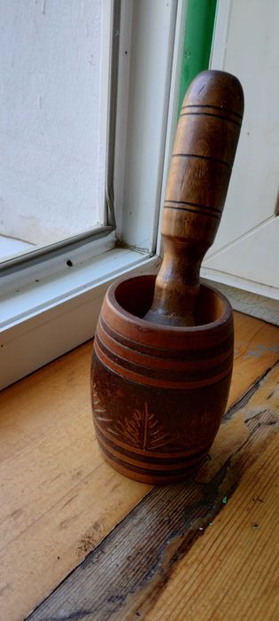 Набор кухонных утвари с деревянными ручками