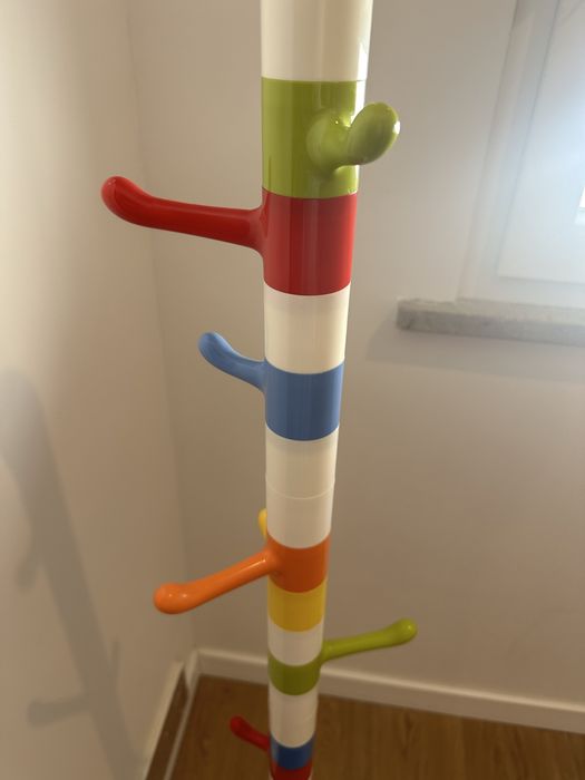 Bengaleiro/cabide de crianca Ikea