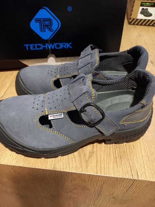 Buty  robocze  róż.37