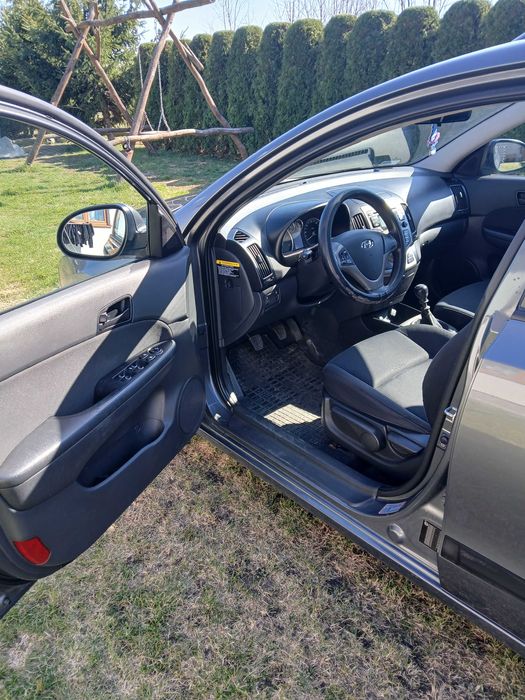 Sprzedam hyundai i30cw 1.6 crdi