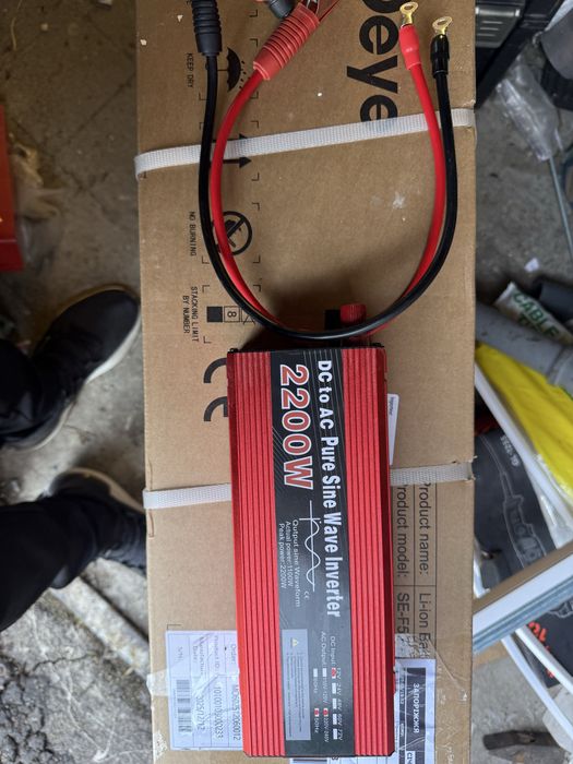 Продам инвертор 12 вольт